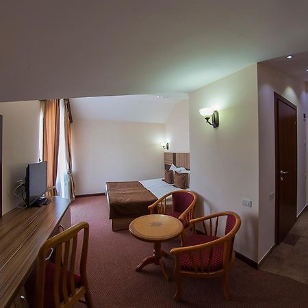 Alpina Resort By Stellar Hotels, Zaghkadsor Exterior foto