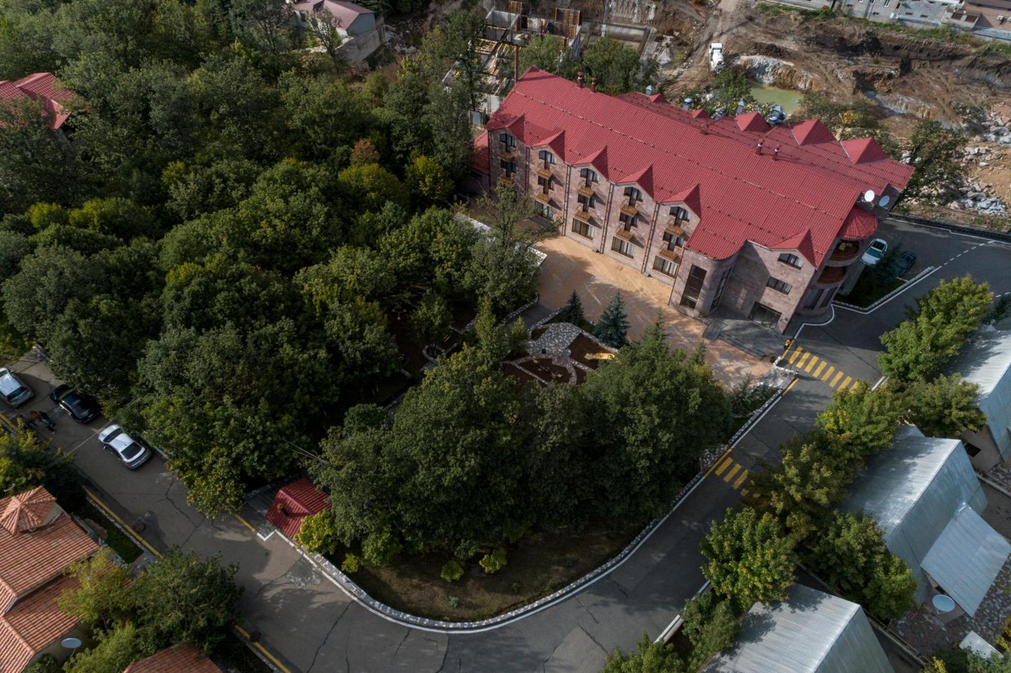 Alpina Resort By Stellar Hotels, Zaghkadsor Exterior foto